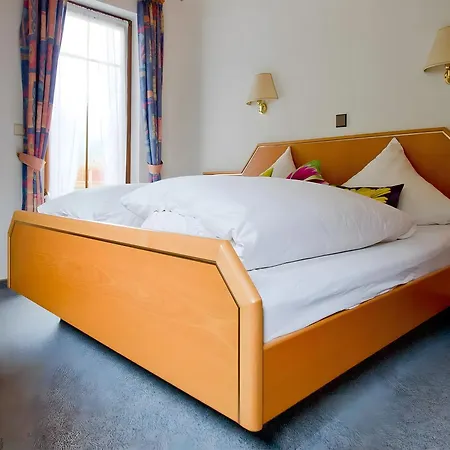 4 Personen Mit Doppelzimmer 바트리폴드사우샤프바흐