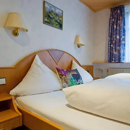 4 Personen Mit Doppelzimmer 아파트 *