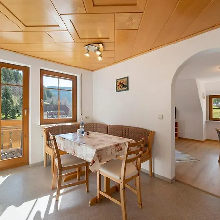 4 Personen Mit Doppelzimmer
