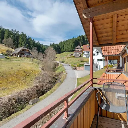 4 Personen Mit Doppelzimmer *