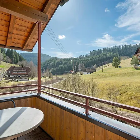 4 Personen Mit Doppelzimmer Appartamento *